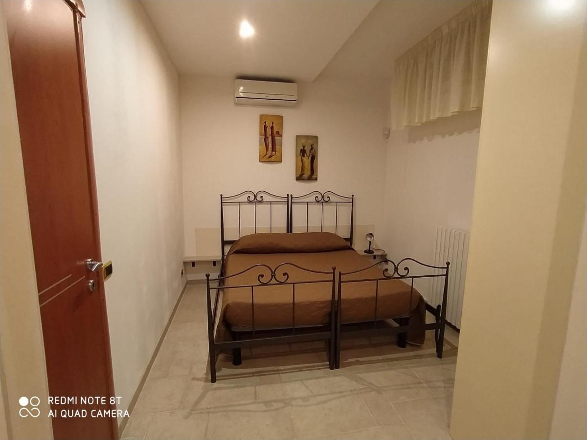 Bollicine Hotel Bari Luaran gambar