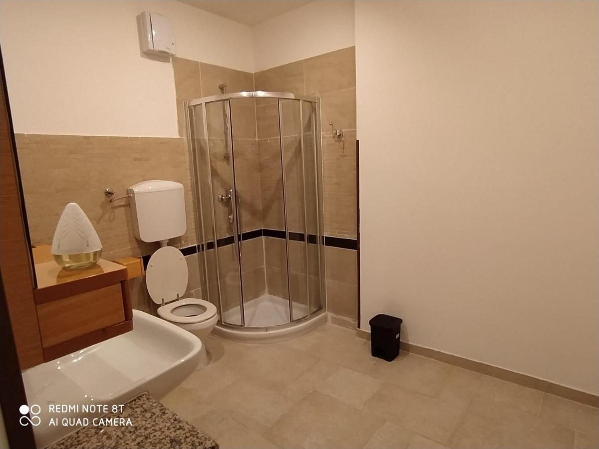 Bollicine Hotel Bari Luaran gambar