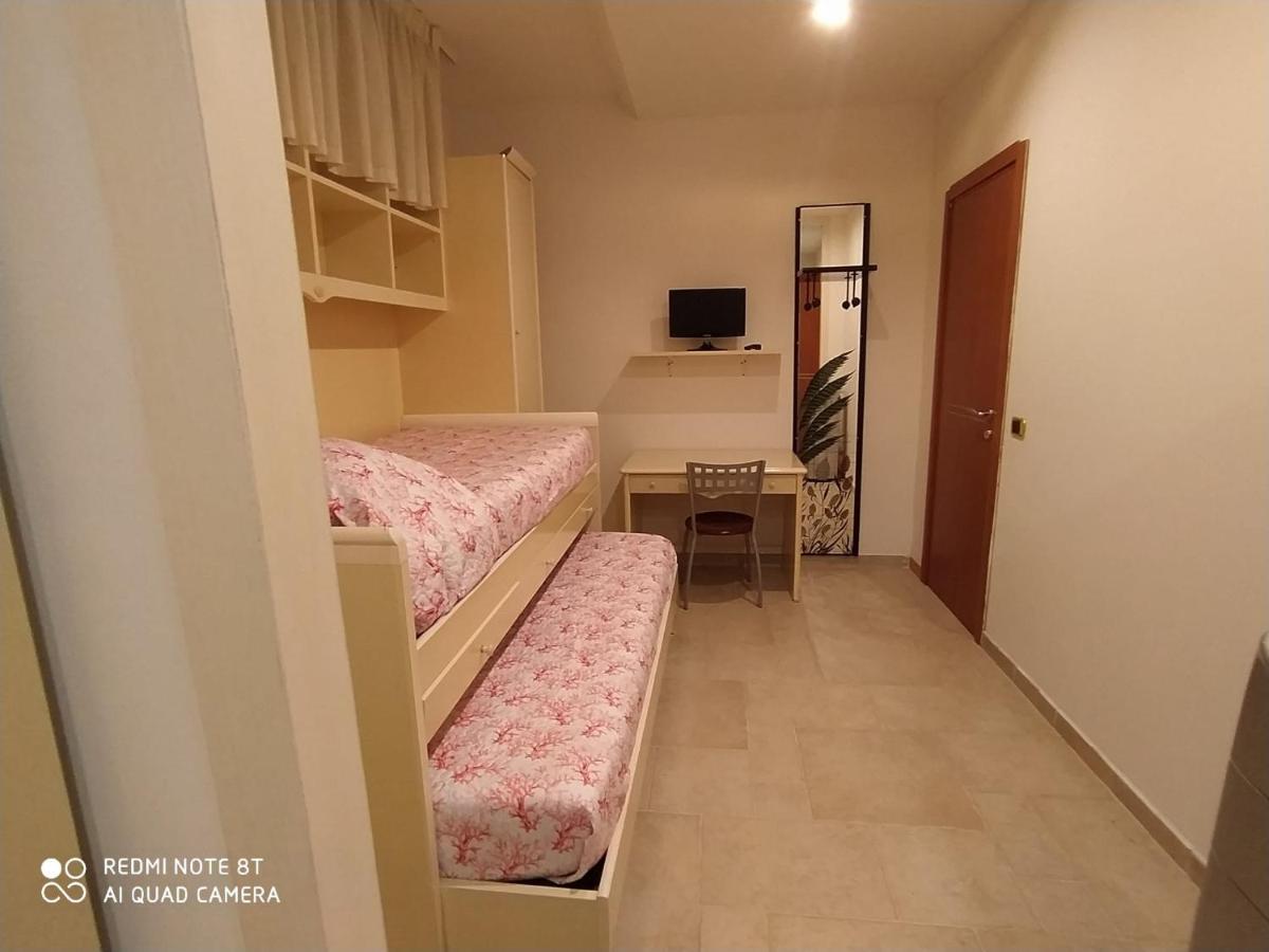 Bollicine Hotel Bari Luaran gambar