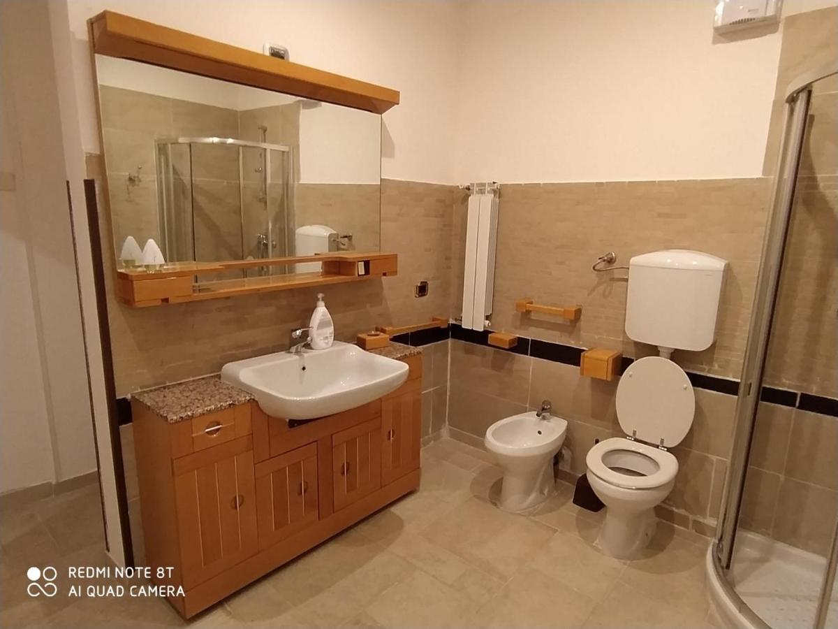 Bollicine Hotel Bari Luaran gambar
